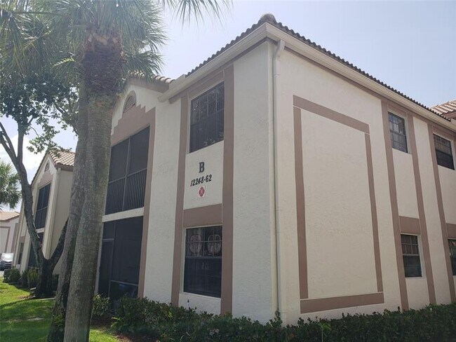 12252 Royal Palm Blvd in Coral Springs, FL - Building Photo - Building Photo