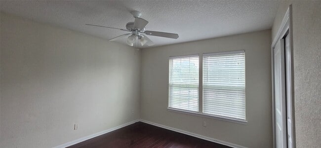 property at 725 E Columbus Dr