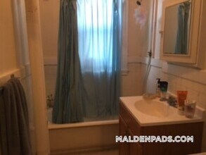 17-19 Washington St., Unit 212 in Malden, MA - Building Photo - Building Photo