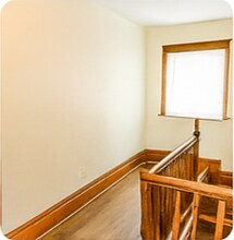 111 7th St NE in Independence, IA - Building Photo - Building Photo