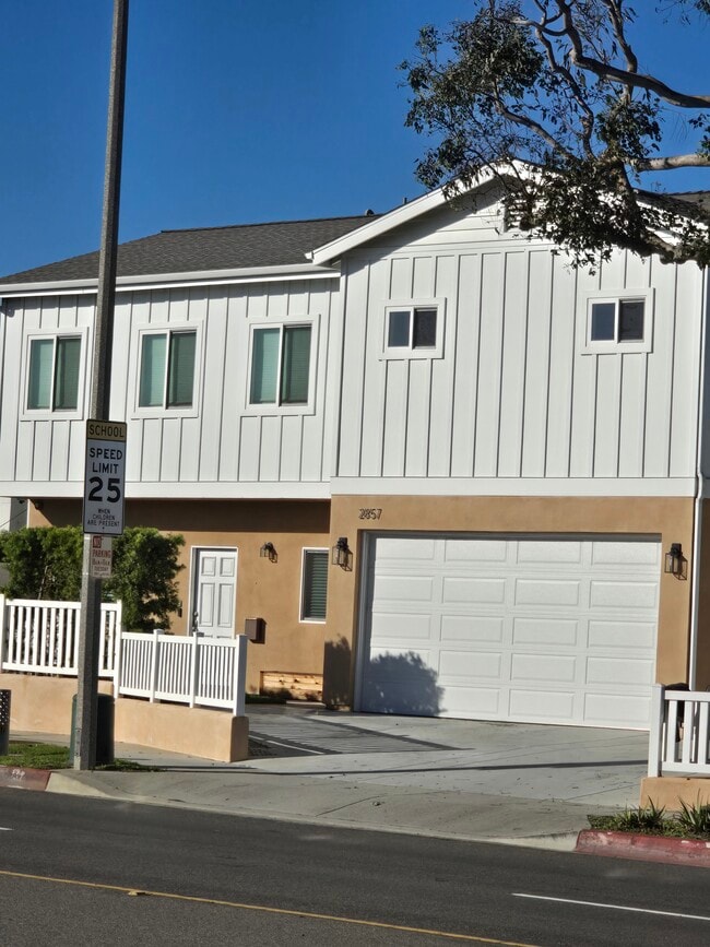 property at 2857 W Carson St