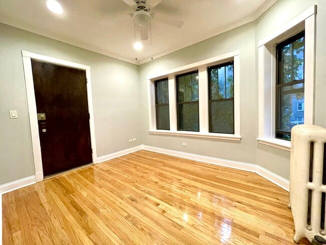 1509 W Sherwin Ave in Chicago, IL - Building Photo - Building Photo
