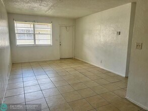 2240 NW 59th Terrace in Lauderhill, FL - Building Photo - Building Photo