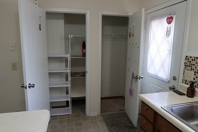 140 Carriage Ln SW in Grand Rapids, MI - Building Photo - Building Photo