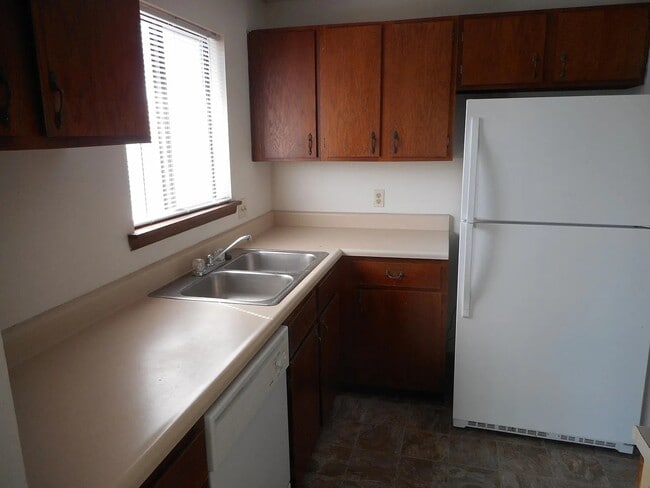 3124 N Brookfield St in Wichita, KS - Building Photo - Building Photo