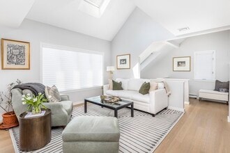 432 Humphrey St in Swampscott, MA - Building Photo - Building Photo