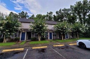 502 Oak Cir Dr in Myrtle Beach, SC - Building Photo