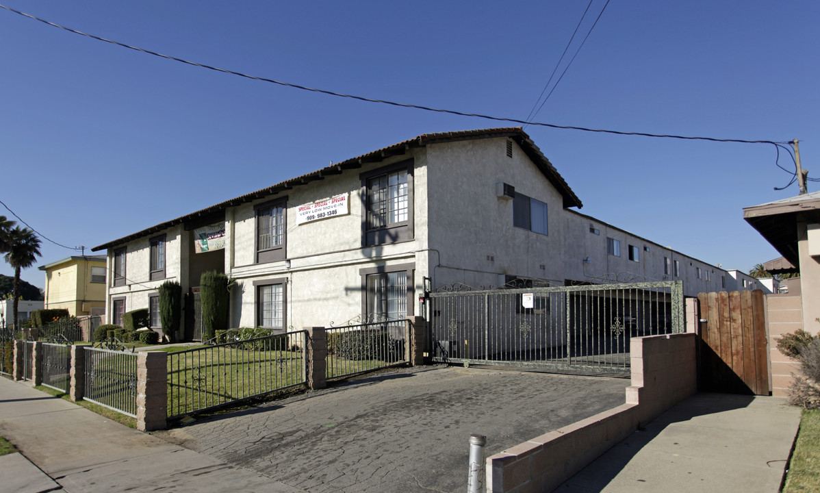 Vesta Street Apartments in Ontario, CA - Building Photo