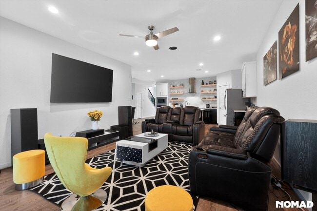 property at 3013 Maughan Hts Trl