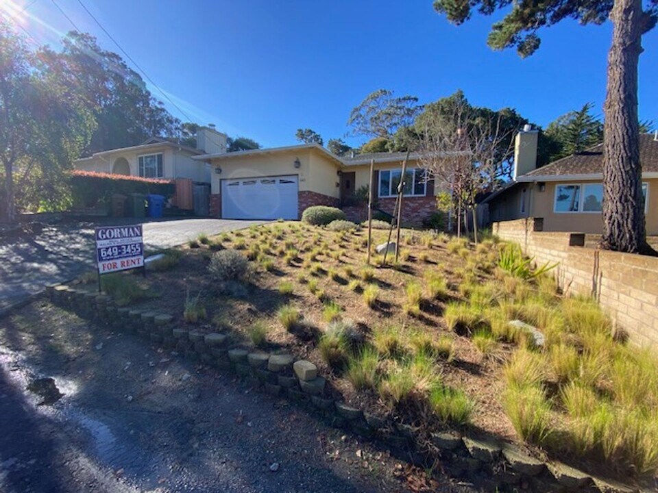 641 Lottie St in Monterey, CA - Building Photo