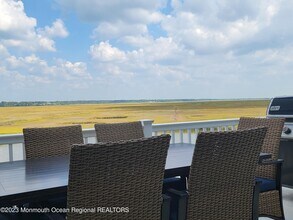 387 Kingfisher Rd in Tuckerton, NJ - Building Photo - Building Photo