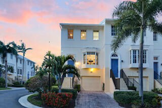 452 Juno Dunes Way in Juno Beach, FL - Building Photo - Building Photo