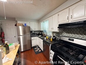 87 Bradford St in Everett, MA - Building Photo - Building Photo