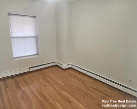 3148 Washington St, Unit 2 in Boston, MA - Building Photo - Building Photo