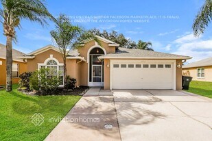 18210 Collridge Dr in Tampa, FL - Building Photo