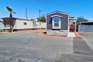 4487 E Lake Mead Blvd in Las Vegas, NV - Building Photo