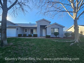 4252 Bowyer Blvd in Redding, CA - Building Photo - Building Photo