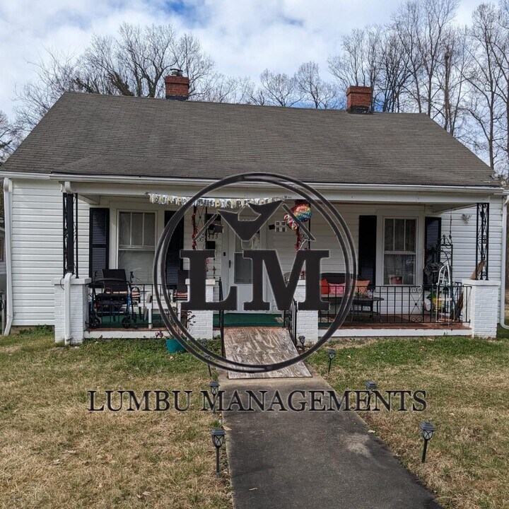 1473 Myrtle Ave in Danville, VA - Building Photo