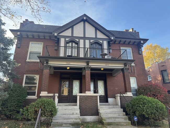 property at 3870A Arsenal St