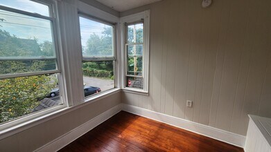 114 Cedar Hill Ave, Unit 2 in New Haven, CT - Foto de edificio - Building Photo