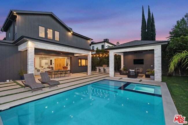 property at 4937 Rubio Ave