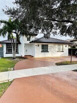 1101 NW 134th Pl in Miami, FL - Building Photo