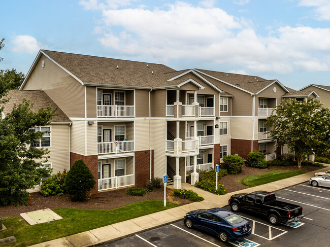 Waterford Landings in Clarksville, TN - Building Photo - Building Photo