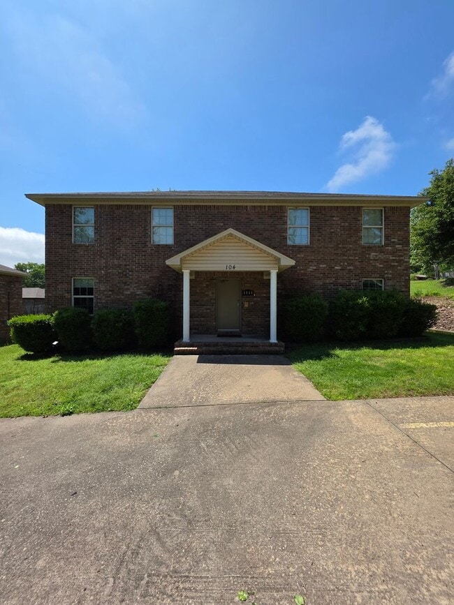 property at 104 E Carthage Ave