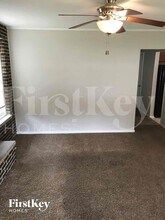 14525 Dobson Ave in Dolton, IL - Building Photo - Building Photo