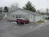 213 Reading Ave in Jonesville, MI - Foto de edificio - Building Photo