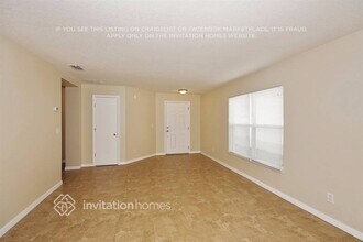 16951 Sunrise Vista Dr in Clermont, FL - Foto de edificio - Building Photo