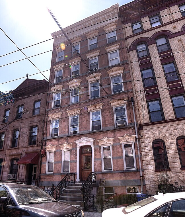 742 Park Ave Rentals in Hoboken, NJ
