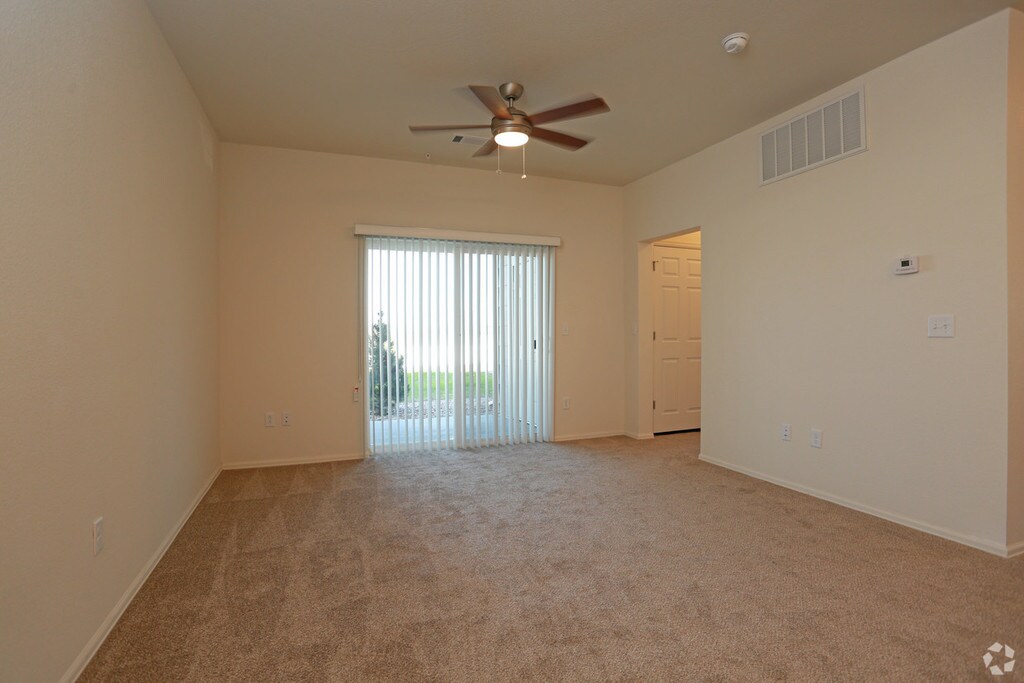 Fossil Ridge Apartments Windsor, CO Apartments