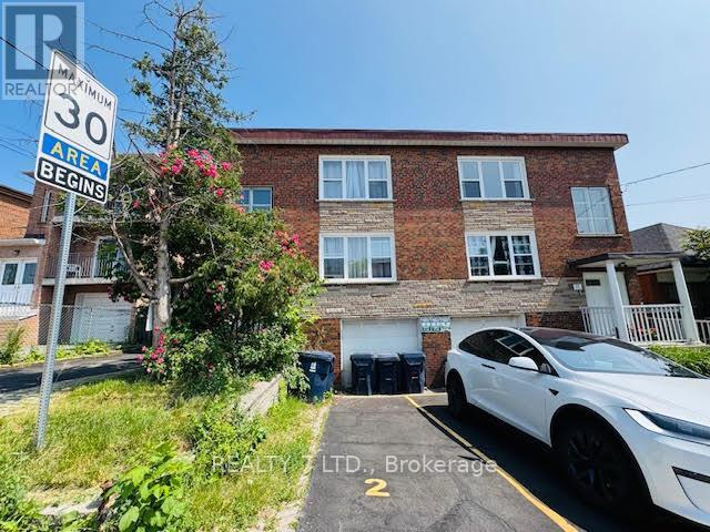 9-9 Donald Ave in Toronto, ON - Building Photo - Building Photo