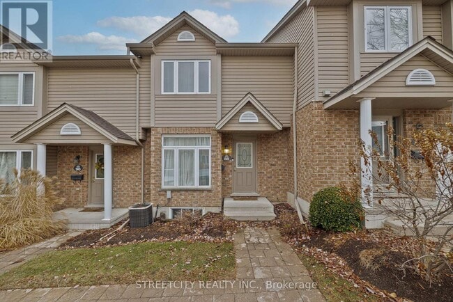 property at 1320 Savannah Dr