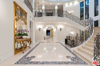 718 N Rodeo Dr in Beverly Hills, CA - Building Photo - Building Photo