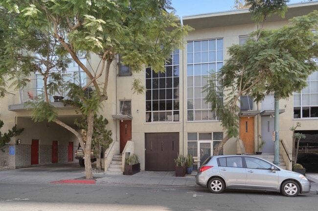 property at 1575 Kettner Blvd