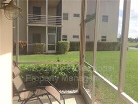 2461 SW 82nd Ave in Davie, FL - Building Photo