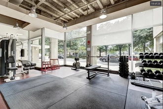 800 4th St SW, Unit s819 in Washington, DC - Building Photo - Building Photo