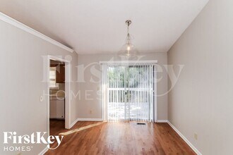 2132 Cheyenne Ln NW in Lawrenceville, GA - Foto de edificio - Building Photo