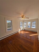 39 Mawney Ave in Warwick, RI - Building Photo - Building Photo