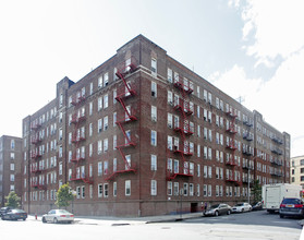 3591 Bainbridge Ave in Bronx, NY - Foto de edificio - Building Photo