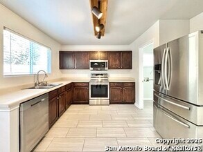 12623 Carriage Blvd in San Antonio, TX - Building Photo - Building Photo