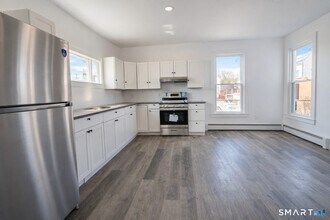 17 Sherman Ave in Meriden, CT - Building Photo - Building Photo