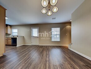 625 Silver Moss Dr in Moncks Corner, SC - Foto de edificio - Building Photo
