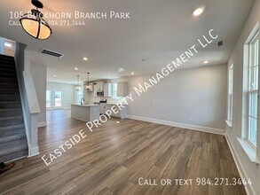 105 Buckhorn Br Pk in Clayton, NC - Building Photo - Building Photo