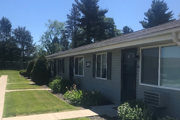 Fox Hollow Apartments in Mansfield, OH - Building Photo