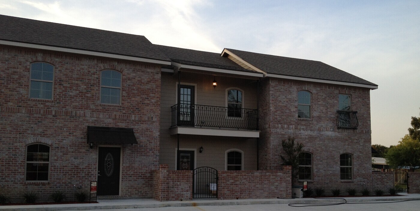 4446 Brown St, Unit #1 in Lake Charles, LA - Building Photo