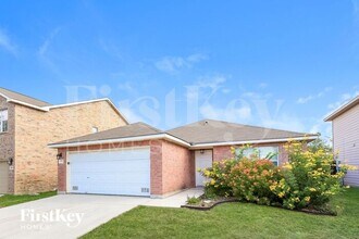 10937 Geneva Vale in San Antonio, TX - Building Photo - Building Photo