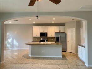 11 Baccara Pl in Conroe, TX - Building Photo - Building Photo